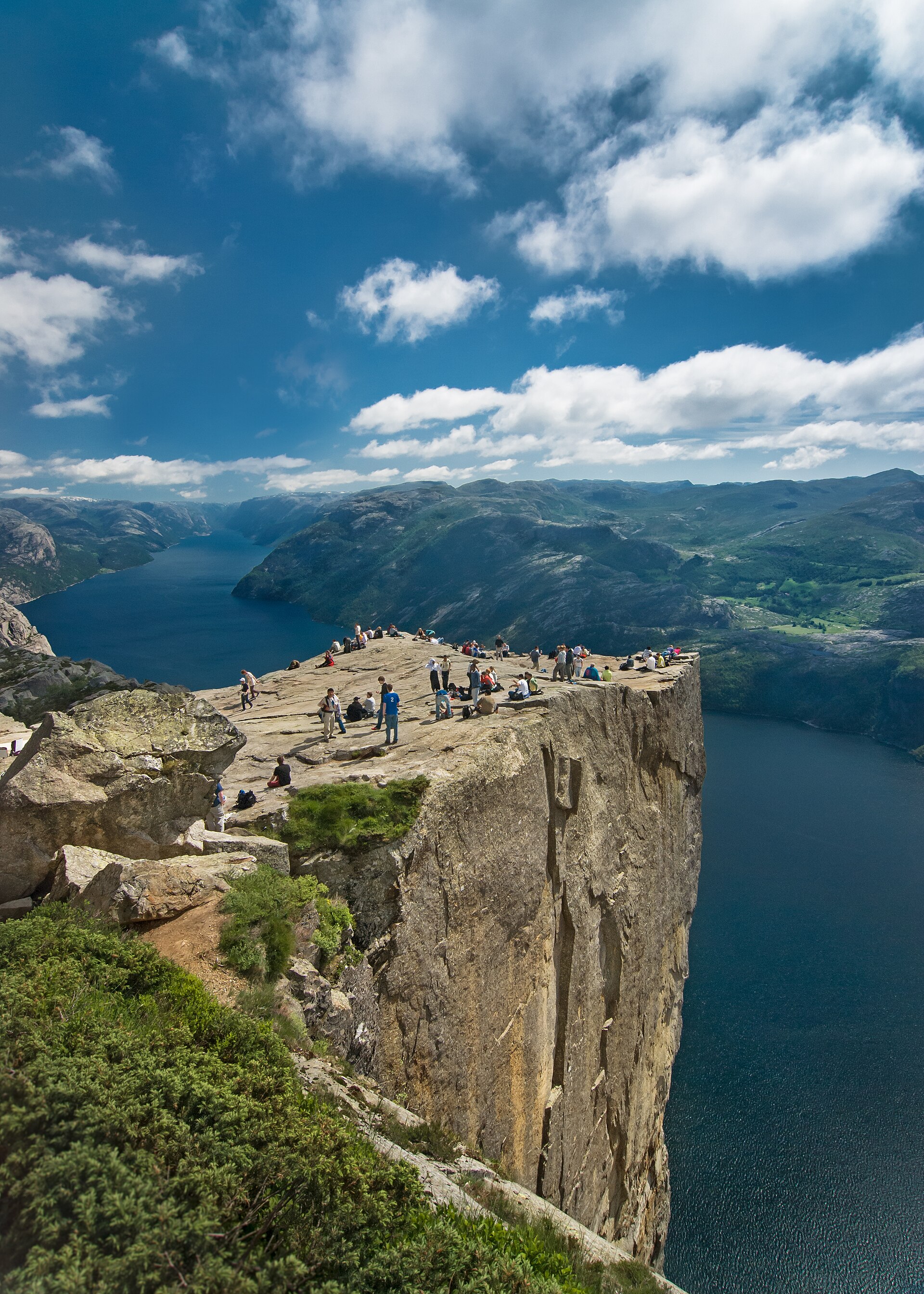 Preikestolen über dem Lysefjord